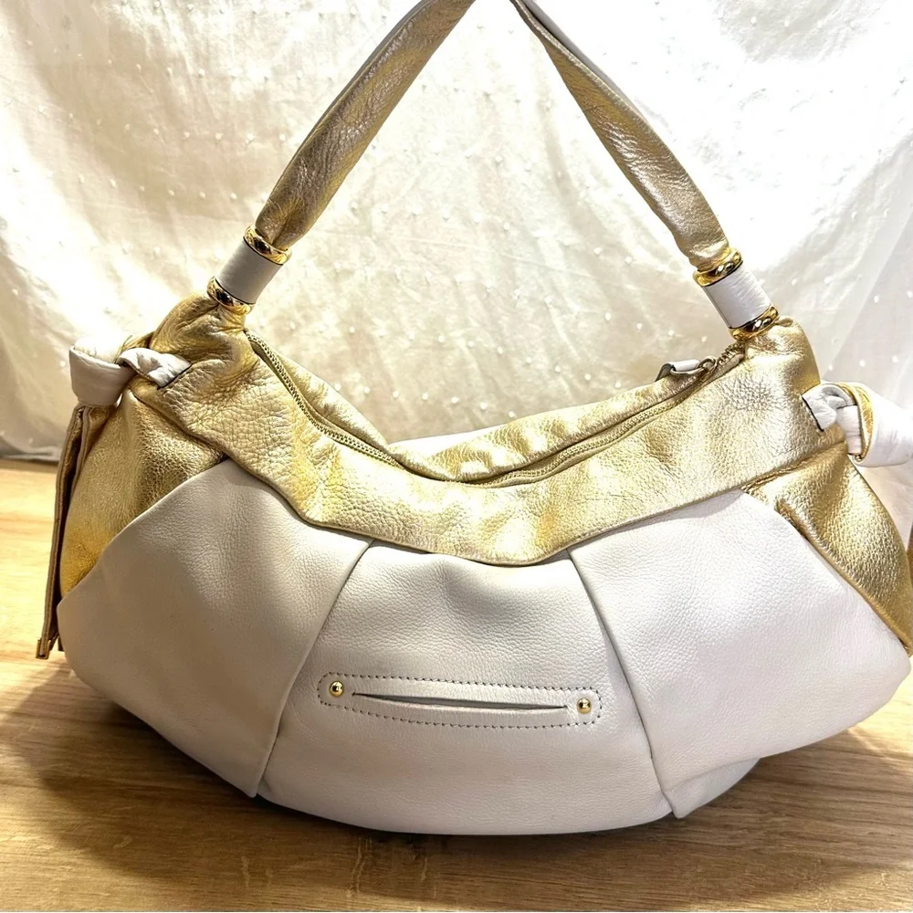 B. Makowsky Stamford Top Zip Off White & Gold Pebble Leather Hobo Shoulder‎ Bag